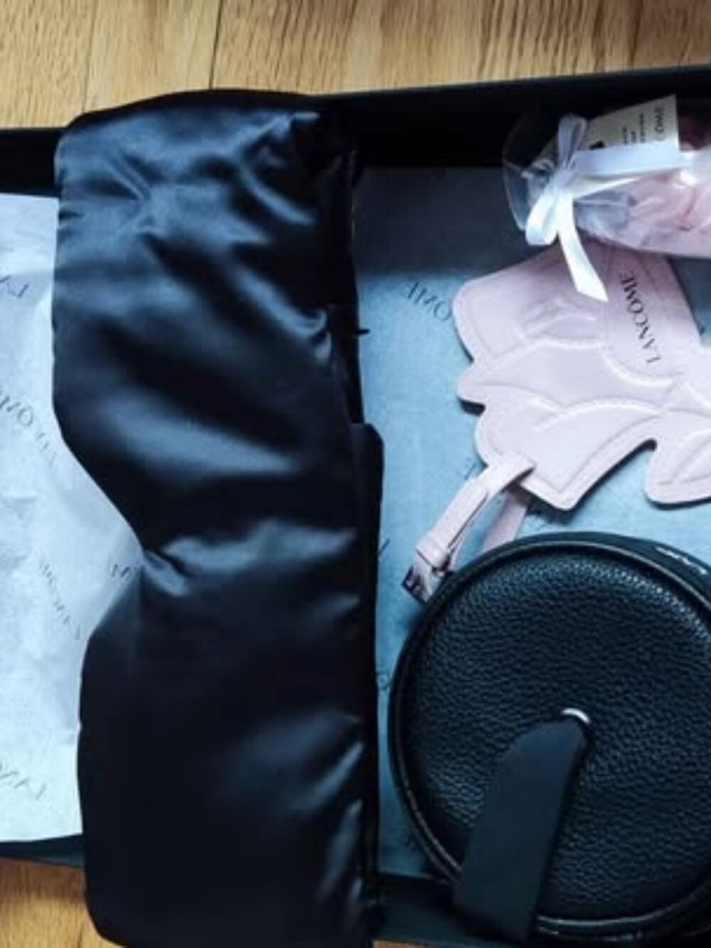 Lancome Sleep Mask Luggage Tag Case Gift Set